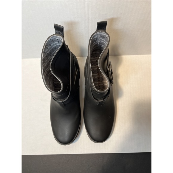 Lucky Brand Womens Rindah Belted Heel Rubber Rain Boots Sz 8 Black Stylish - Picture 6 of 13
